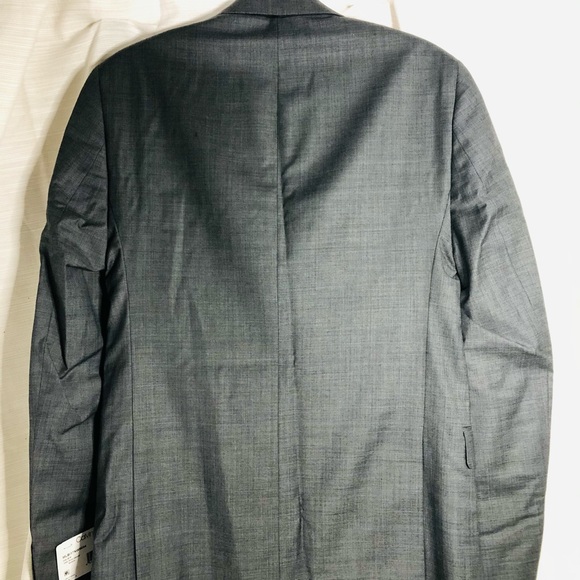 New Calvin Klein Grey Sharkskin Sport Coat - 36 R - Picture 2 of 4